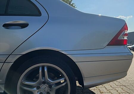 Mercedes-Benz C 180 C-180 KOMPRESSOR CLASSIC