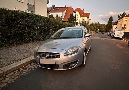 Fiat Croma 1.9 Multijet 150ps sparsam Raten
