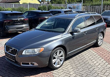 Volvo V70 Momentum AHK Bi-Xenon PDC Navi Vollleder SHZ