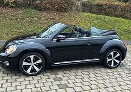 VW Beetle Volkswagen 1.4 TSI DSG Exclusive Design Cabriole...