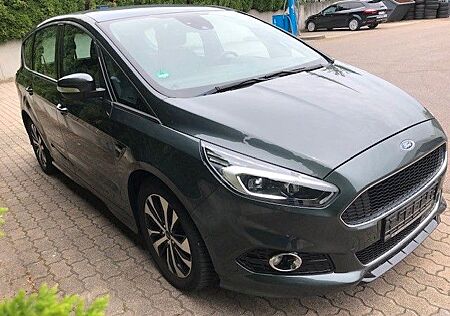 Ford S-Max ST-Line