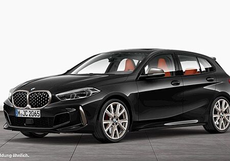 BMW M135i xDrive LiveCockpitProf Kamera Pano.Dach