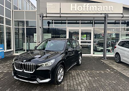 BMW X1 18dA sDrive U11 xLine Sportsitz/AHK/Panorama