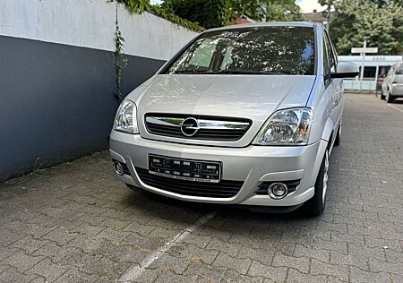 Opel Meriva 1.6 Edition ALU AHK KLIMA TÜV NEU
