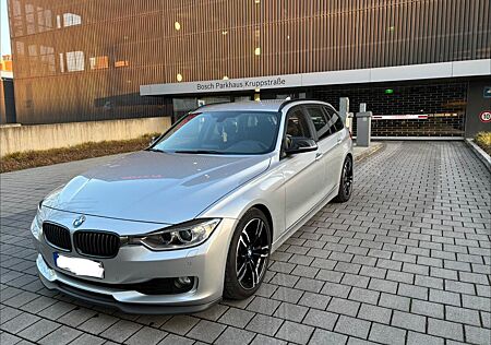 BMW 320i Touring -