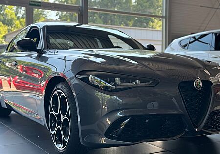 Alfa Romeo Giulia Q4 Veloce+KLIMA+SCHIEBEDACH+KAMERA+ALLRAD