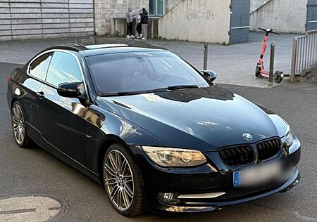 BMW 325i Coupé - Top Zustand