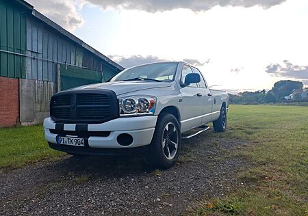 Dodge RAM GEN3 QUAD CAB LONG BED 5.7 V8 Motor neu etc.