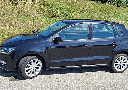 VW Polo Volkswagen 1.2 TSI 66kW Highline BMT Highline Blue...