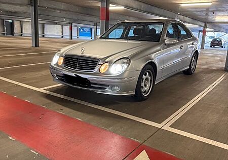 Mercedes-Benz E 270 Mercedes E270 CDI Avantgarde Sbc Überholt