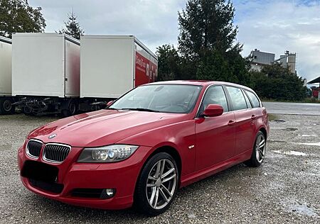 BMW 330i Touring *Automatik*Bi Xenon*Komfortzugang*