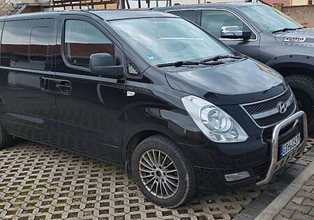 Hyundai H-1 Starex