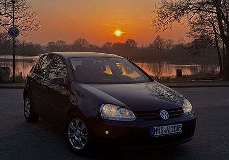 VW Golf Volkswagen 5