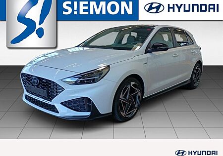 Hyundai i30 gebraucht kaufen Hyundai i30 FL 5trg 1.5 T-GDI 48V MT N-Line Sitz-P. Pano