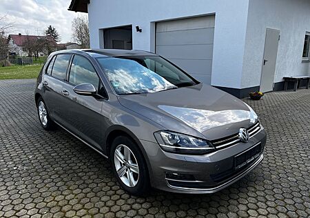 VW Golf Volkswagen 1.4 TSI 92kW BMT Highline
