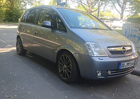 Opel Meriva 2.Hd TÜV Neu AB.AHK Klima 8xALU-Allwetter