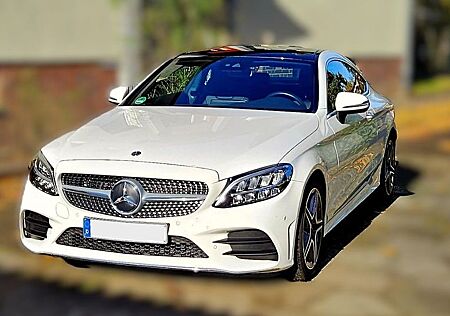 Mercedes-Benz C 300 Coupé 4M AMG, Memory, Panorama