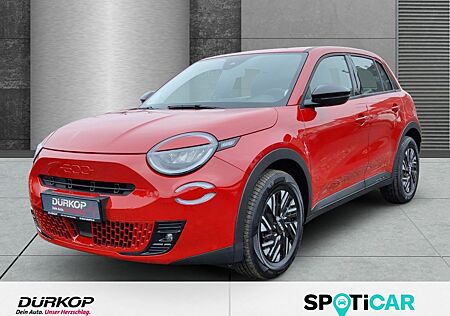 Fiat 600e RED LED Apple CarPlay Android Auto Klimaaut