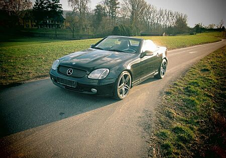 Mercedes-Benz SLK 32 AMG