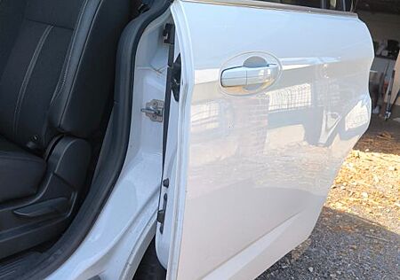 Ford C-Max 1,5 EcoBoost 110kW Titanium Auto Titanium