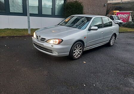 Nissan Primera 2.0 Elegance Elegance
