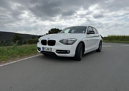 BMW 116i Sport Line Sport Line
