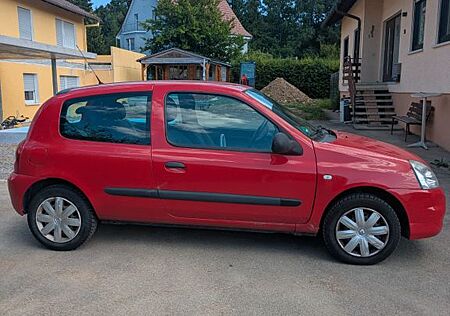 Renault Clio Je t aime 1.2 60 Eco2