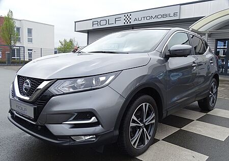Nissan Qashqai 1.3 / N-Connecta/ NAVI /KLIMAAUTO/SHZG