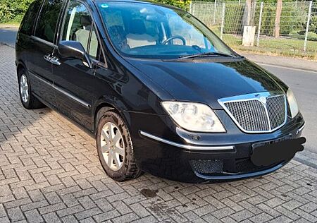 Lancia Phedra 2.0 16v Multijet 100kW -