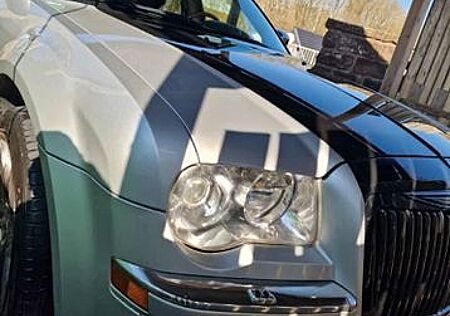 Chrysler 300C 2.7 V6 Autom. -