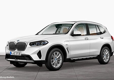 BMW X3 xDrive30e AHK Harman/K LiveCockpitProf Laser