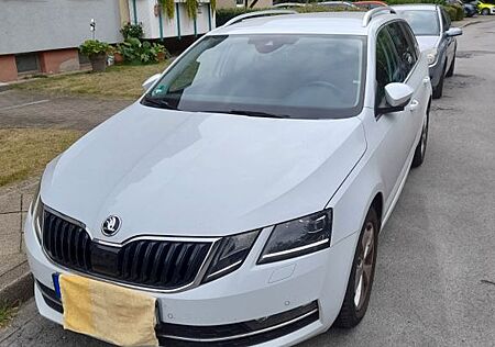 Skoda Octavia 1.6 TDI DSG Style Combi Style