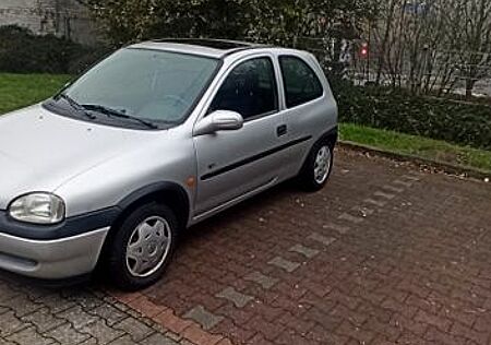 Opel Corsa 1.2 16V VIVA VIVA