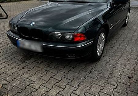 BMW 523i E39