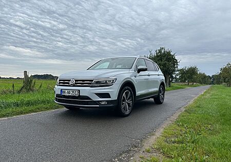 VW Tiguan Allspace Volkswagen 2.0 TSI 132kW DSG 4MOTION Hi...