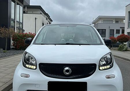Smart ForTwo 1.0 52kW Leder Pano Navi Sitzheizung