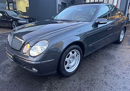 Mercedes-Benz E 220 CDI Limousine*1 HAND SCHEKHEFT*GEPFLEGTES