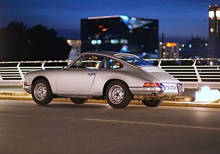 Porsche 911 Urmodell Carrera 3.2 backdate