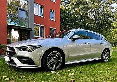 Mercedes-Benz CLA 200 Shooting Brake - AMG Junge Sterne
