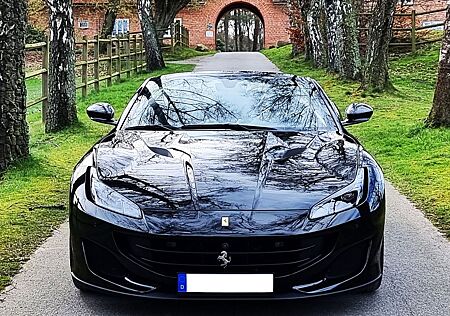 Ferrari Portofino -GAR 11.25 MAGNER. BEIF-DISPL JBL E-SITZE