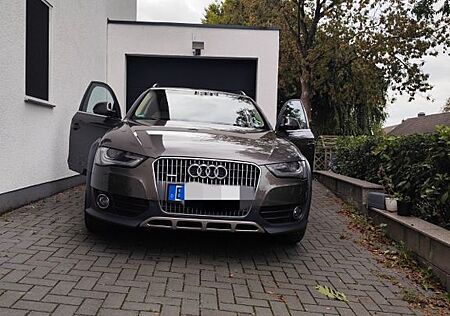 Audi A4 Allroad 2.0 TDI S tronic quattro -