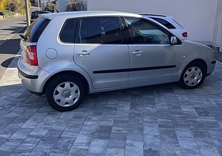 VW Polo Volkswagen 1.4 Auto Comfortline Comfortline