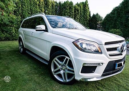 Mercedes-Benz GL 500 4MATIC -