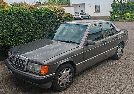 Mercedes-Benz 190 E Lim Oldtimer