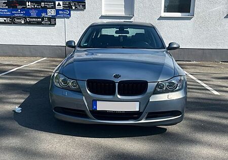 BMW 320i - Automatik, Steuerkette Neu