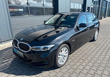 BMW 330e Touring LED HUD HIFI DAB NAVI KAMERA