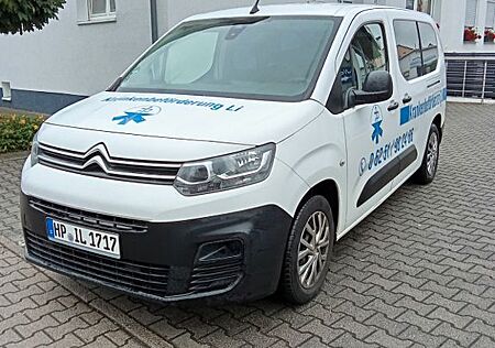 Citroën Berlingo HDi 100 Rollstuhl Rampe Behindertenger.