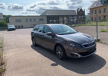 Peugeot 308 SW Access e-HDi 115 STOP & START