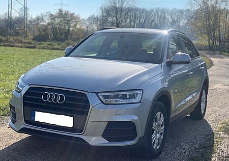 Audi Q3 2.0 TDI 88kW -