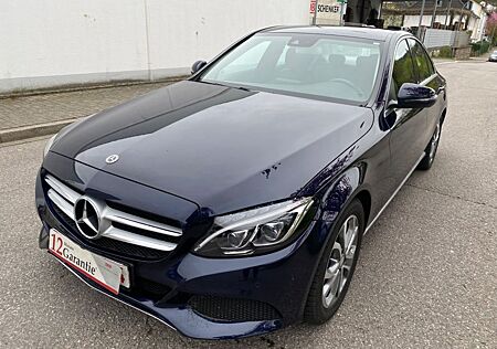 Mercedes-Benz C 250 CGI Lim. Avantgarde Burmester Top Zustand!